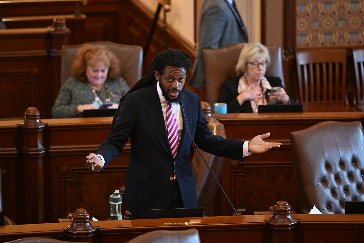 State Senator Mike Simmons - HB 957