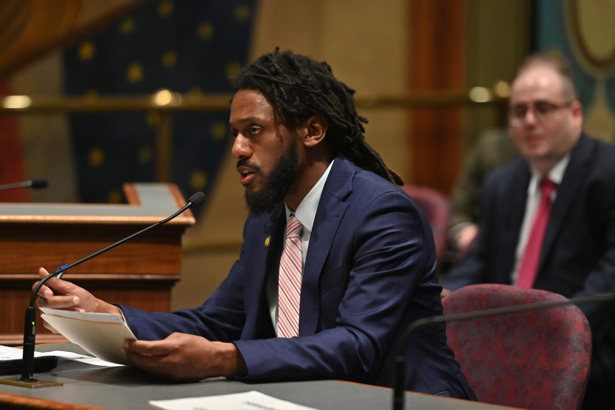 Senator Mike Simmons